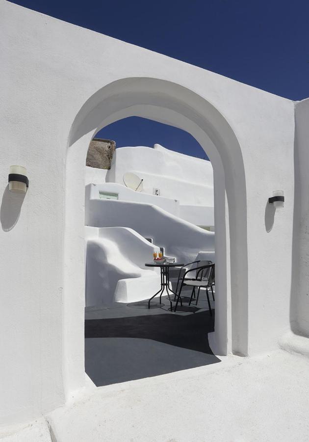 Church And Cave - Santorini Private Residences Messaria (Santorini)